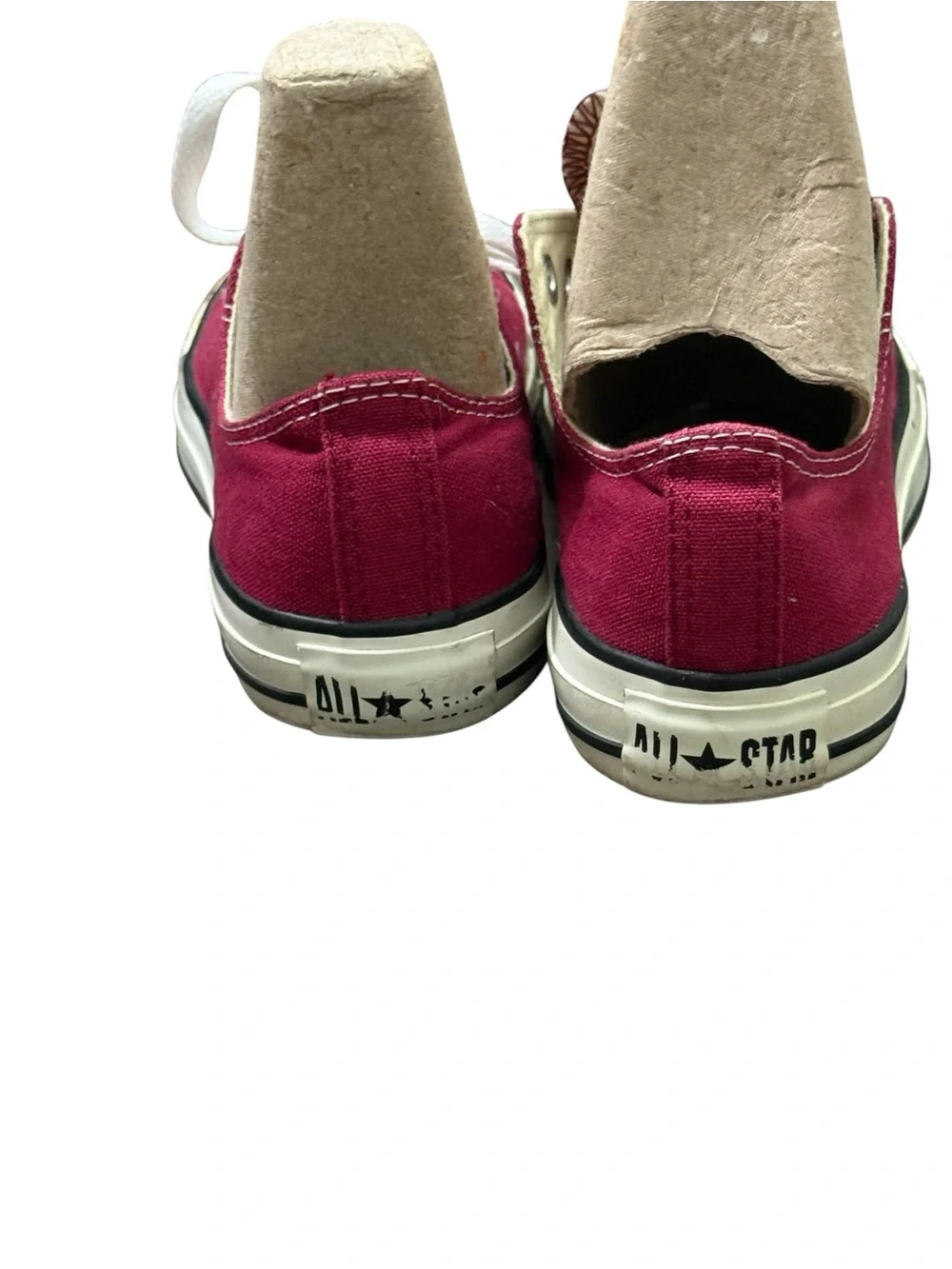 Converse Kids maroon Low Top Canvas Sneakers